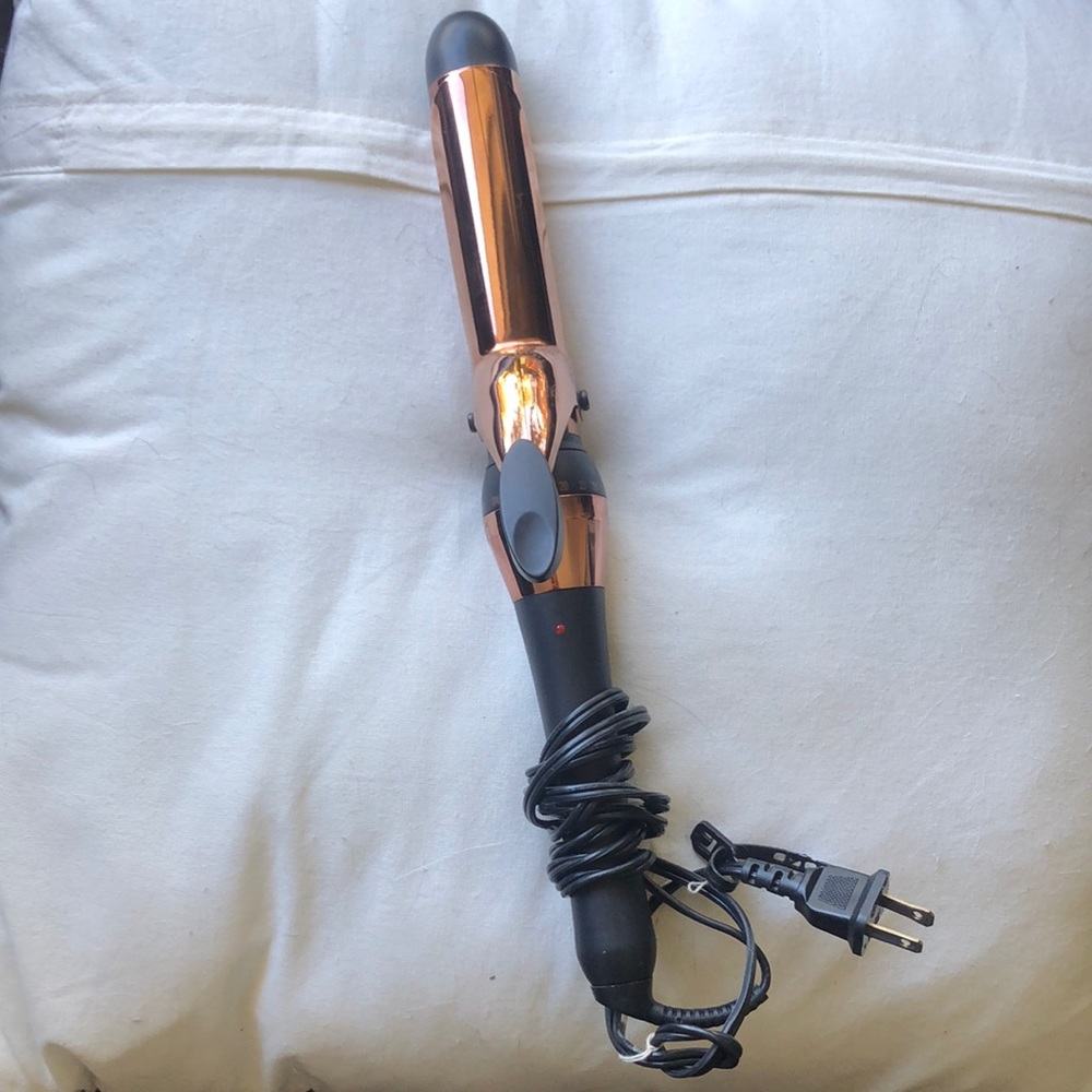 Conair Rose Gold Curling Iron 1 1/4”